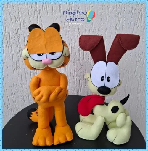 Garfield e Odie em Feltro