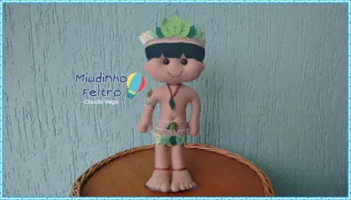 Indígena em Feltro Masculino
