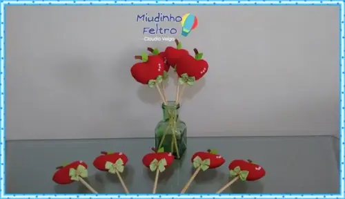 Maçã em Feltro - Branca de Neve