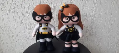 Menino e Menina Batman