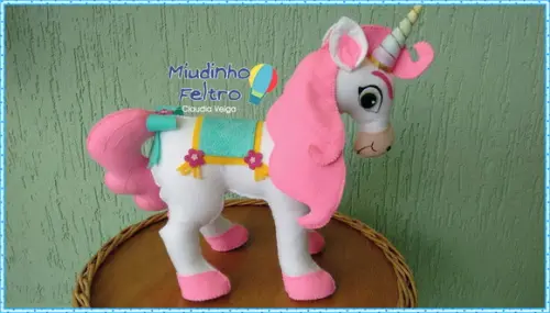 Trinket - Unicórnio Princesa Nella