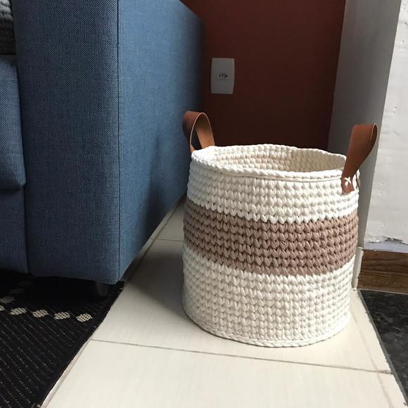 Cesto Fio de Malha 30x30 alça de couro Ecológico
