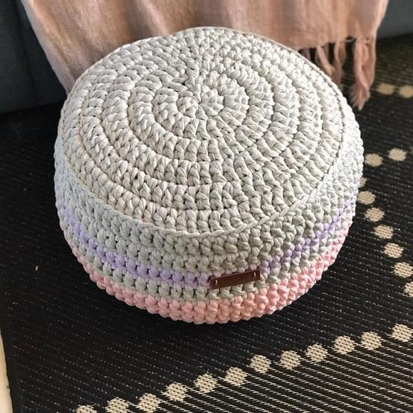 Puff de Croche - 40x25 altura