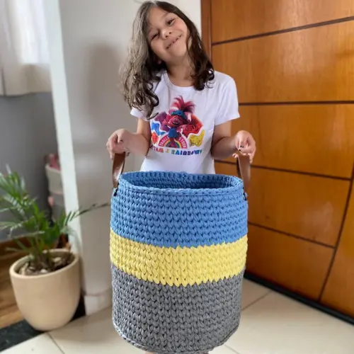 Cesto 35x40 com alça de Couro ecológica