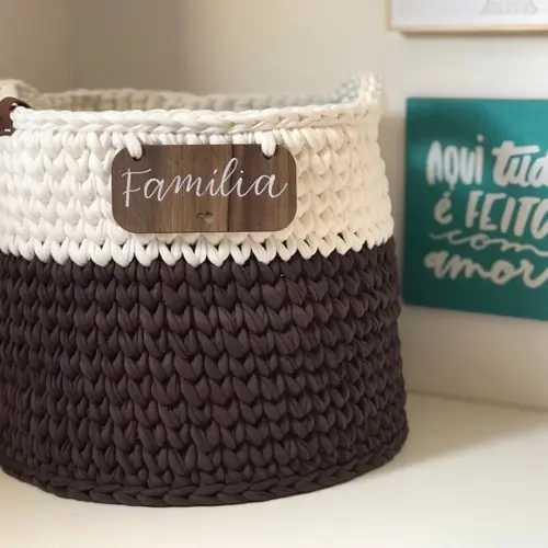 Cesto Fio de Malha 30x25 com Plaquinha