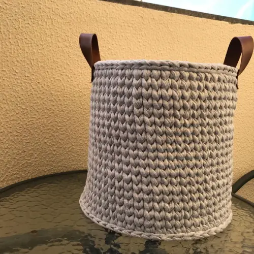 Cesto Fio de Malha 30x30 alça de couro Ecológico