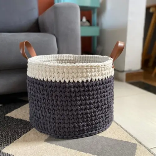 Cesto Fio de Malha 40x30 c alça de couro ecológica