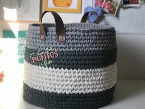 Cesto Fio Malha 40x30 com alça de couro ecológica