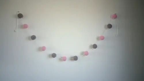 Varalzinho de bolinhas em Crochê