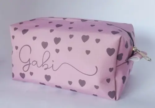 Necessaire Personalizada Corações