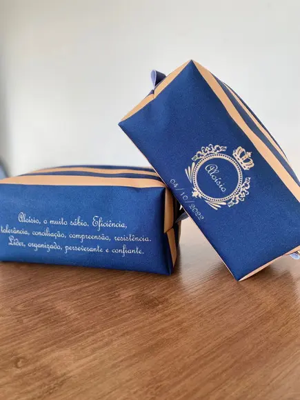 Necessaire Azul com Dourado Personalizada Lembrança