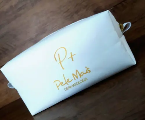 Nécessaire Personalizada com Logo - Branca com Dourado