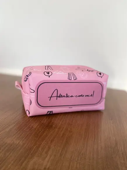 Nécessaire Rosa Personalizada com Logo - Brinde de Luxo
