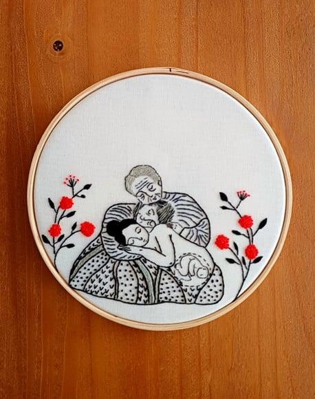 Mães Ancestrais 4 Gerações Quadro Bordado à mão em Bastidor