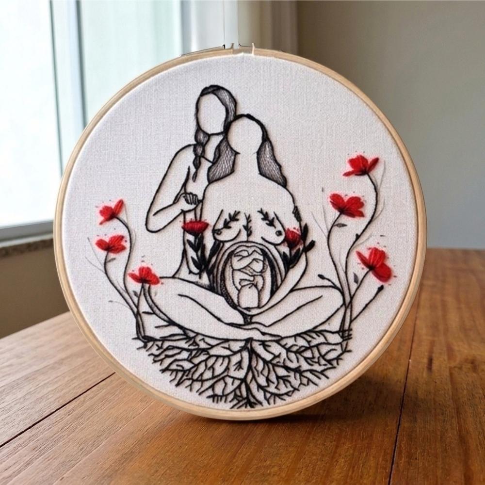 Gestante Doula Aquarela e Bordado à Mão em Bastidor