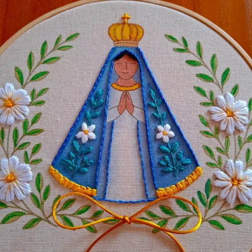 Porta Alianças Nossa Sra. Aparecida Bordado à mão Personalizad