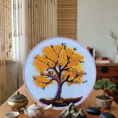 Ipê Amarelo Bordado à Mão em Bastidor
