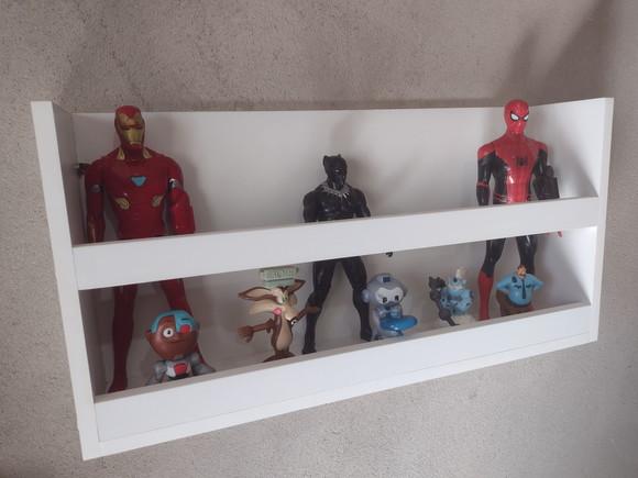 2 Prateleiras Montessoriana Bonecos e Boneca Herois Mdf...