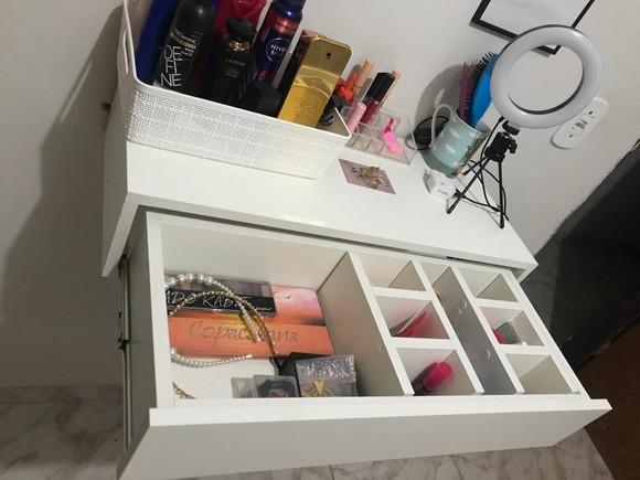 Bancada Suspensa Branca p/ Quarto - 60 cm