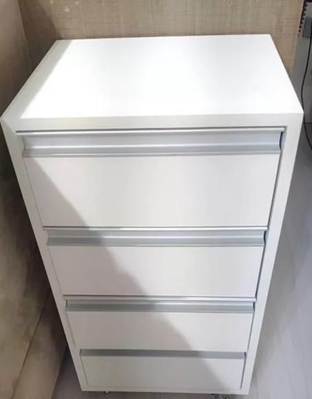 Cômoda Gaveteiro Guarda Roupas Moderno e Decorativo Mdf.