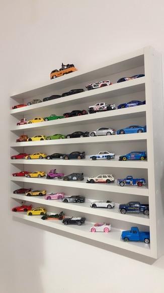 Estante Organizadora Carrinhos e Brinquedos Miniatura Mdf..