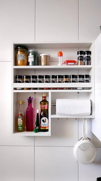 Nicho de Cozinha Porta Tempero com Gancho mdf Branco Tx.