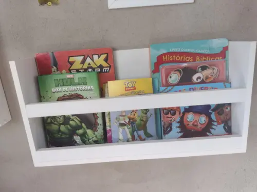 2 Prateleiras Montessoriana Bonecos e Boneca Herois Mdf...