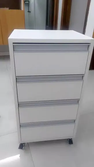 Cômoda Gaveteiro Guarda Roupas Moderno e Decorativo em Mdf.
