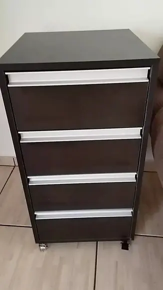 Cômoda Gaveteiro Guarda Roupas Moderno e Decorativo Mdf.