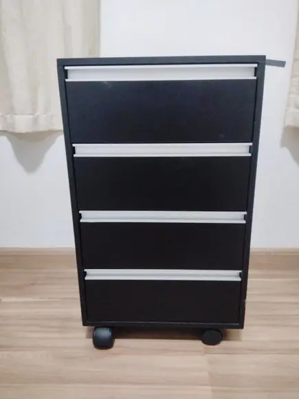 Cômoda Gaveteiro Guarda Roupas Moderno e Decorativo Mdf..