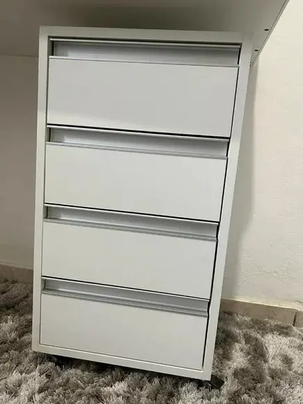 Cômoda Gaveteiro Guarda Roupas Moderno e Decorativo Mdf.