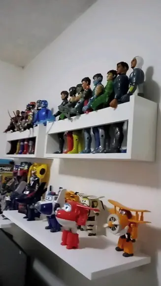 Prateleiras Bonecos e Boneca Herois 100% Mdf- 3 Unidades