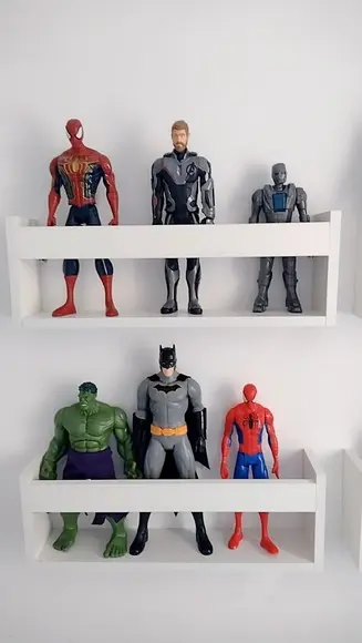Prateleiras Montessoriana Bonecos e Boneca Herois 100% Mdf.