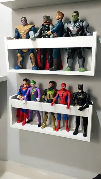 Prateleiras Montessoriana Bonecos e Boneca Herois 100% Mdf..