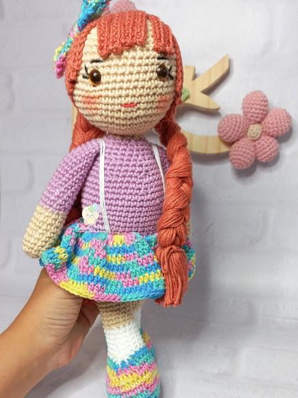 Boneca Amigurumi Arco Iris
