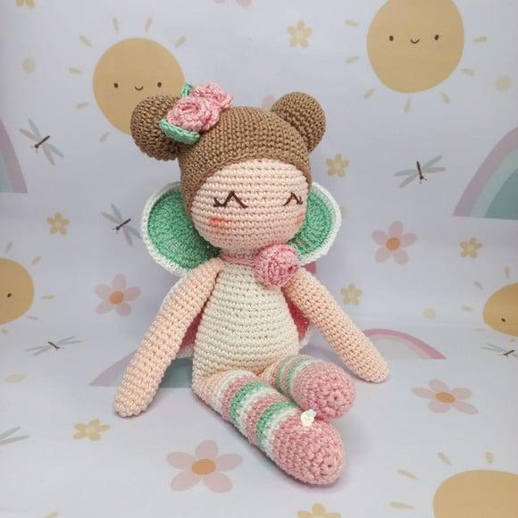 Boneca Borboleta Amigurumi