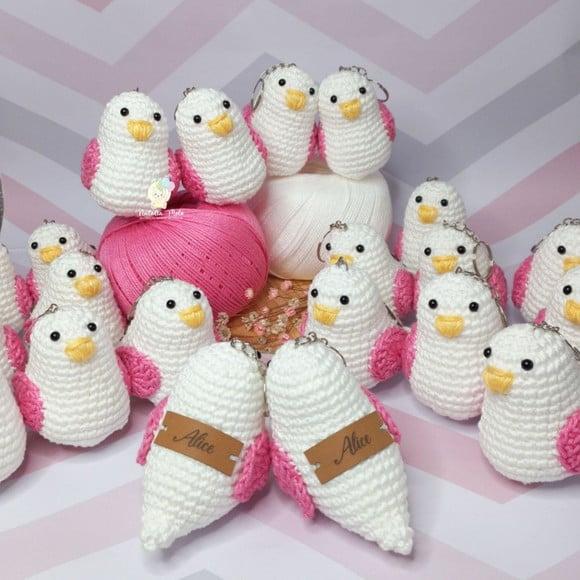 Lembrancinha de Maternidade Chaveiro Passarinho em Amigurumi