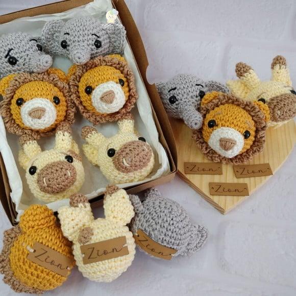 Lembrancinha de Maternidade Chaveiro Safari em Amigurumi
