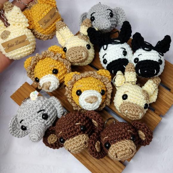 Lembrancinha de Maternidade Chaveiro Safari em Amigurumi