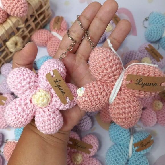 Lembrancinha de Maternidade Chaveiros Flores e Borboletas