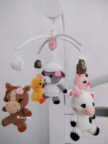 Móbile Amigurumi Fazenda Com Musical