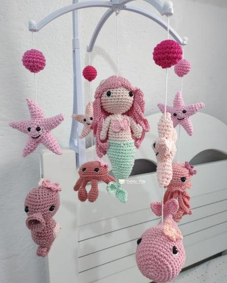 Móbile Amigurumi Fundo do Mar Sereia com Musical