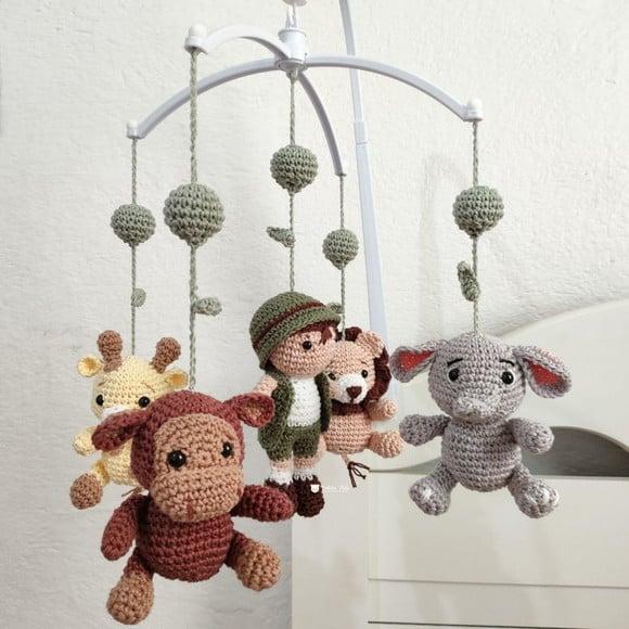 Móbile Amigurumi Safari com Musical