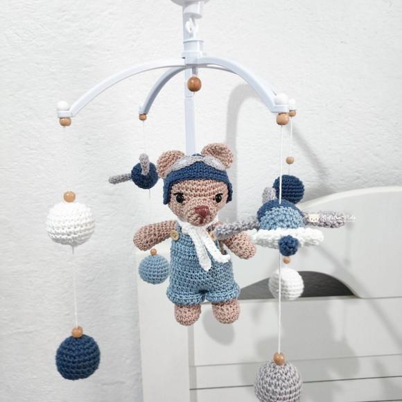 Móbile Amigurumi Urso Aviador com Musical