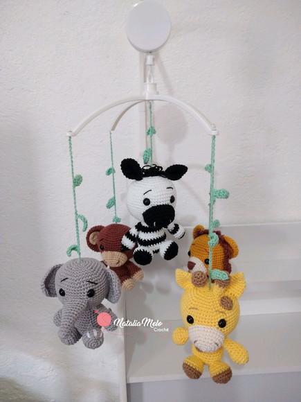 Móbile Amigurumi Safari com Musical