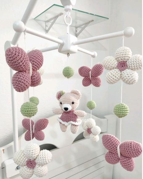 Móbile Suporte Branco Pinus Amigurumi Borboletas