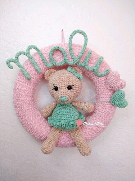 Porta Maternidade Amigurumi Menina