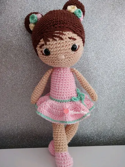 Boneca Bailarina Amigurumi