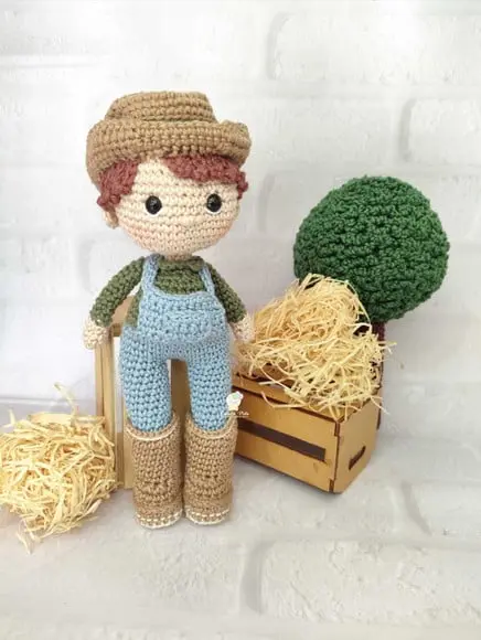 Boneco Fazendeiro Amigurumi