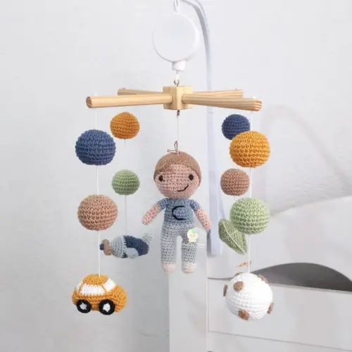 Móbile Amigurumi Menino Estrutura x